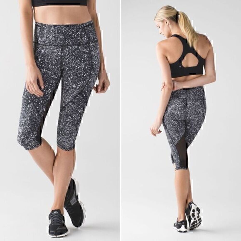 Lululemon Outrun 17" Crop in Splatter White Black Size 4